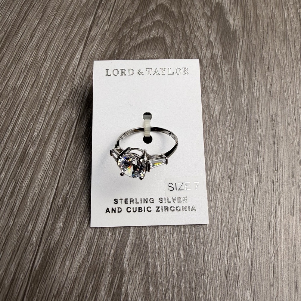 Lord & Taylor Sterling Silver CZ Engagement Ring Three Stone Baguette Size 7 New